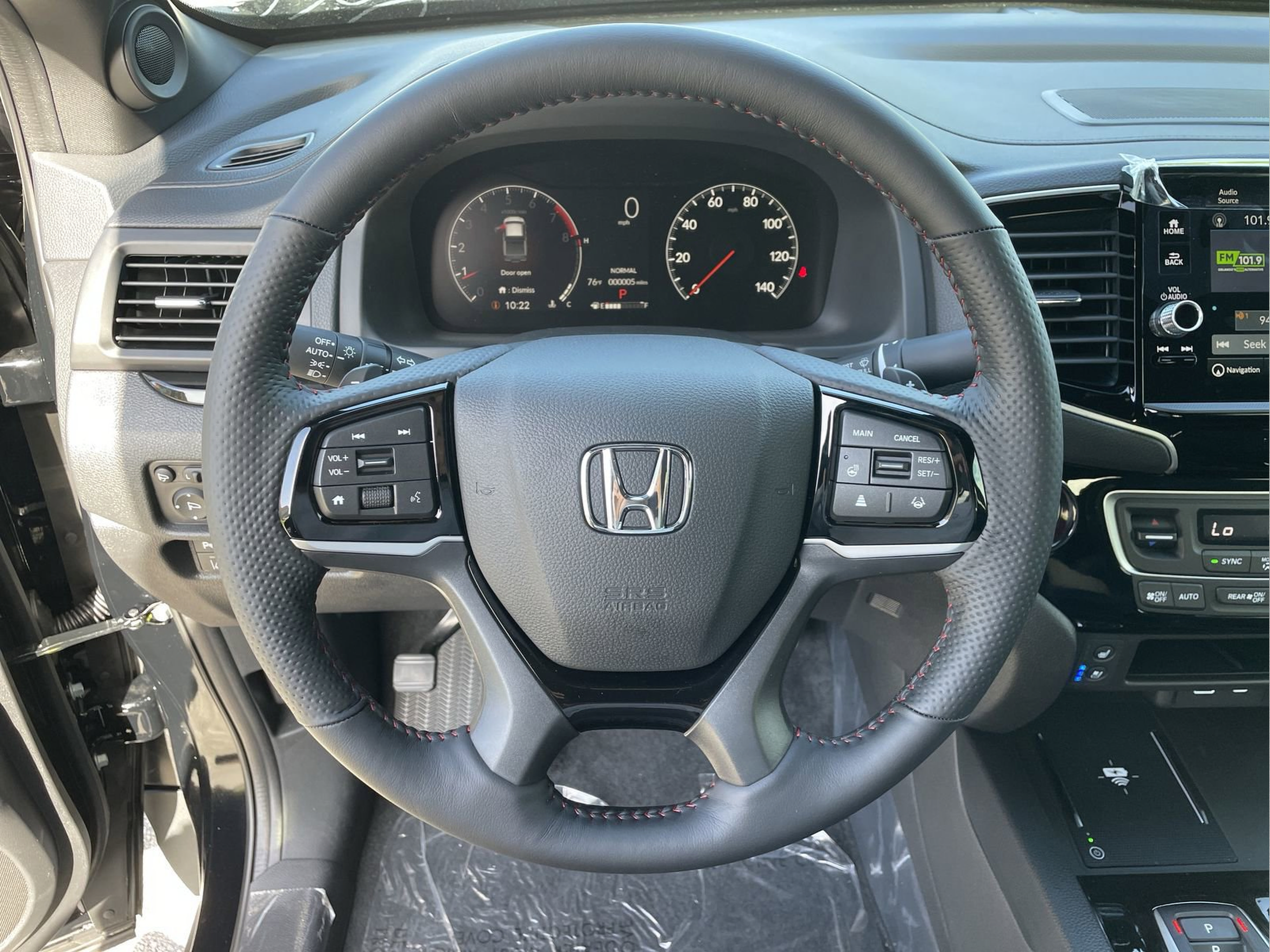 New 2026 Honda Ridgeline Black Edition image 13