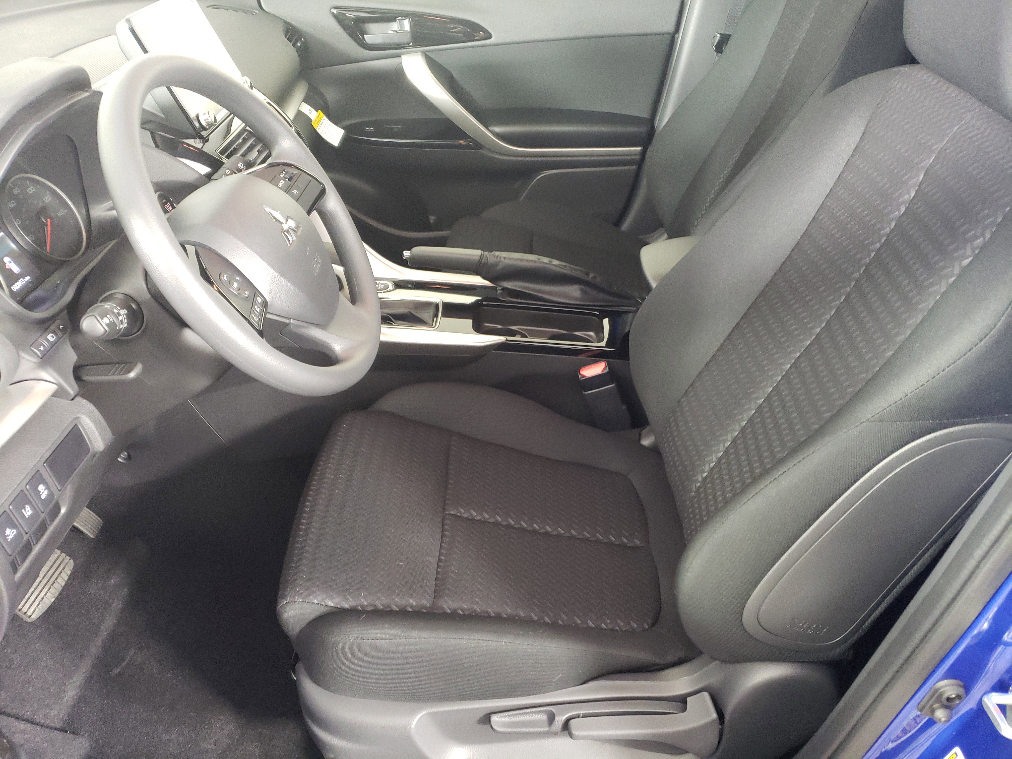 New 2026 Mitsubishi Eclipse Cross LE image 8