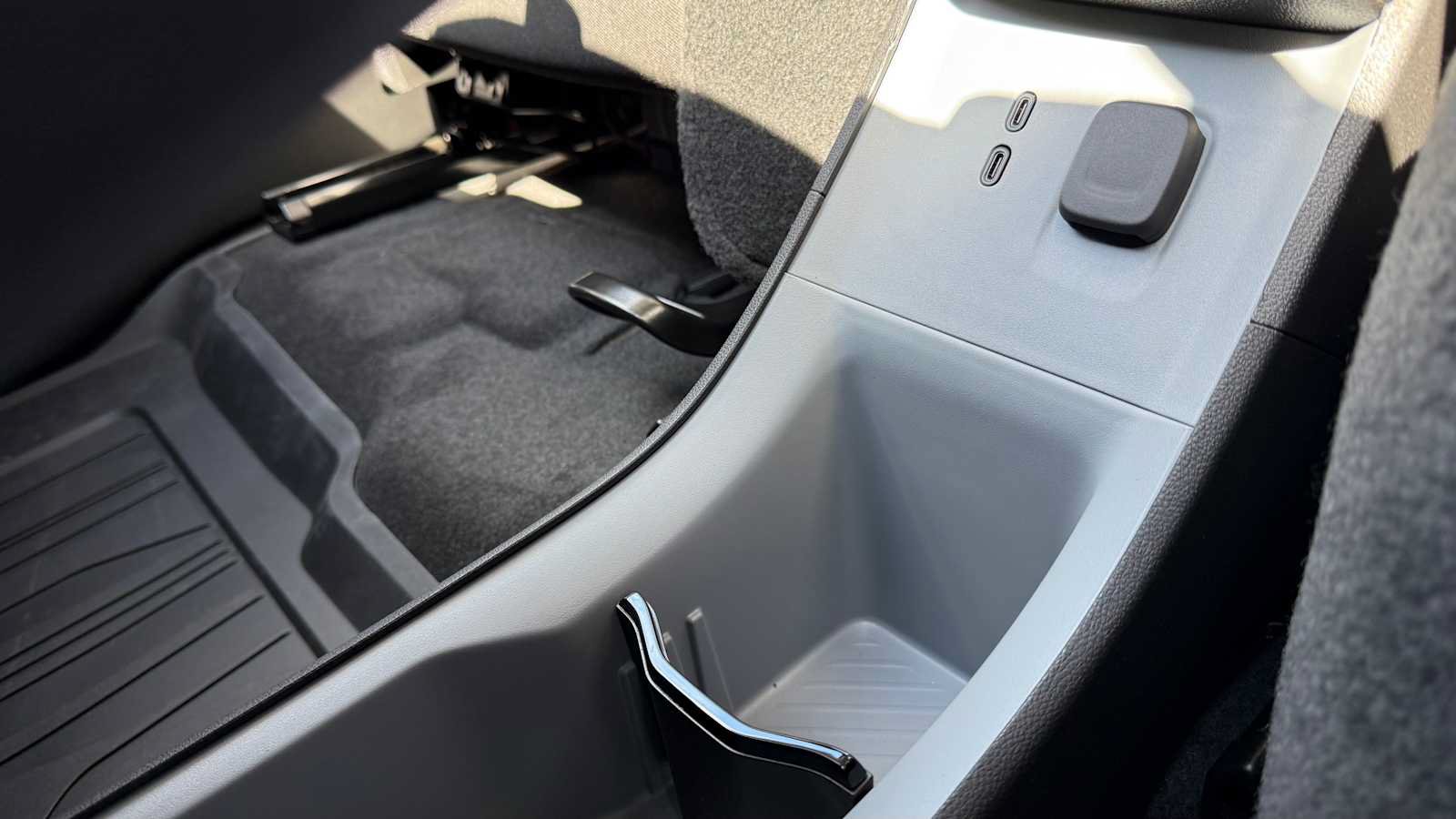 New 2027 Chevrolet Bolt LT w/ Comfort Package FWD image 19