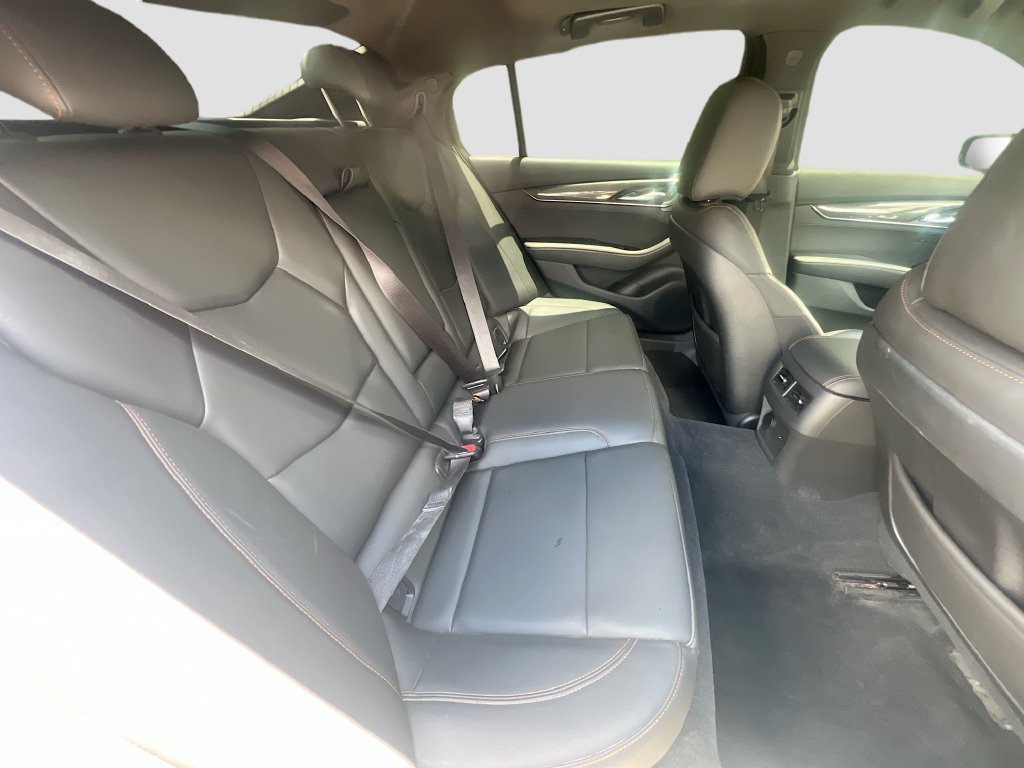 Used 2025 Cadillac CT5 V w/ Technology Package RWD image 28