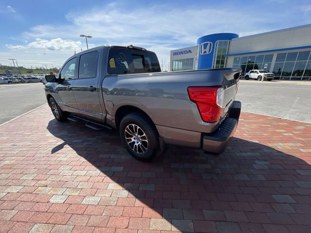 Used 2023 Nissan Titan SV w/ SV Convenience Package RWD image 8