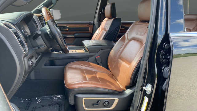 Used 2019 RAM 1500 Limited AWD/4WD image 9