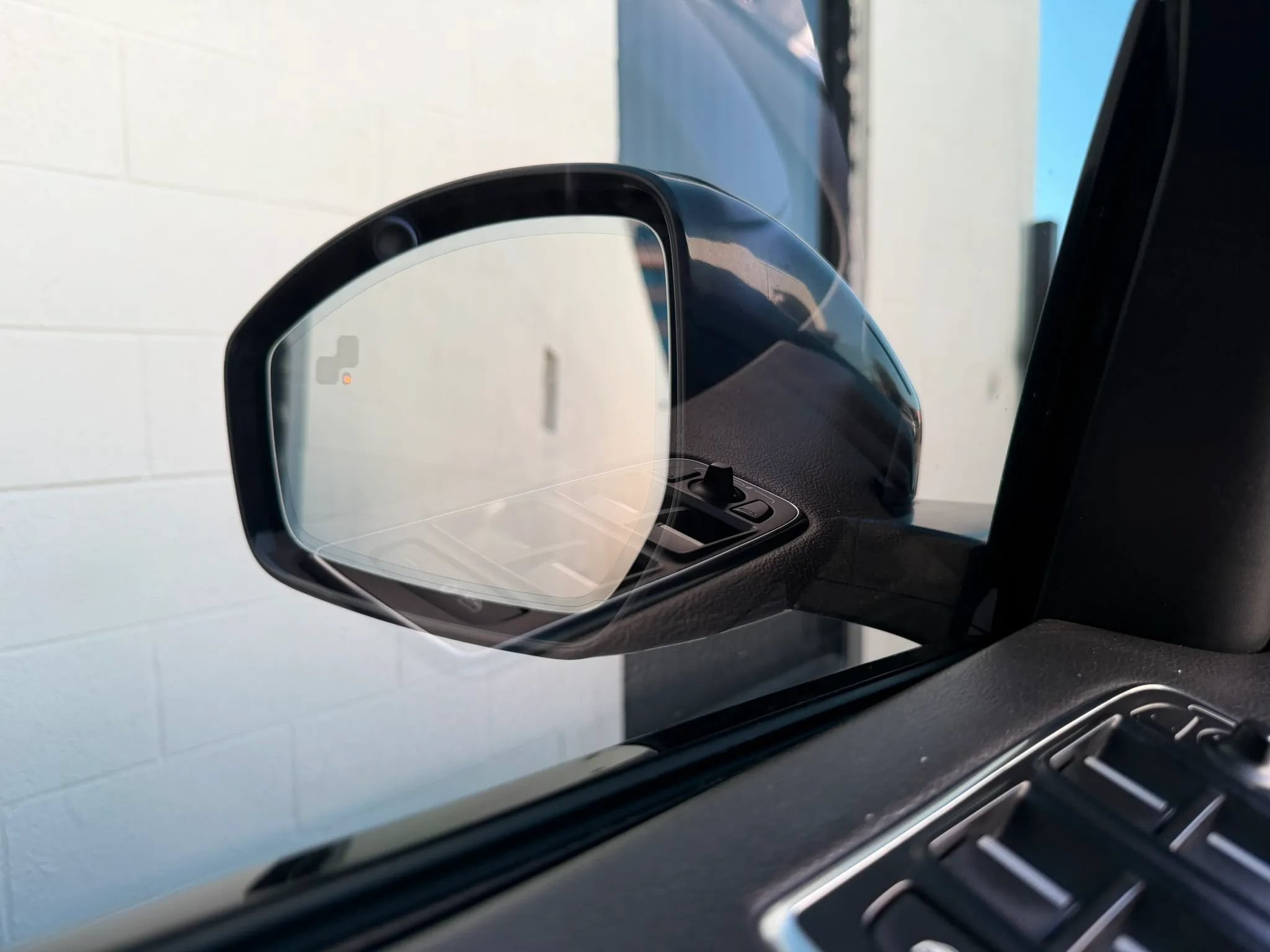 Used 2020 Jaguar F-PACE Premium AWD/4WD image 24