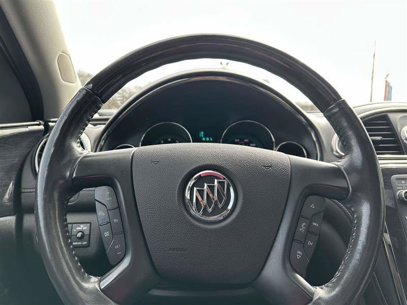 Used 2016 Buick Enclave Premium w/ Experience Buick Package AWD/4WD image 18