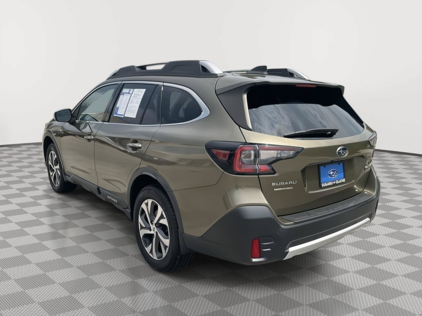 Used 2020 Subaru Outback Touring AWD/4WD image 13