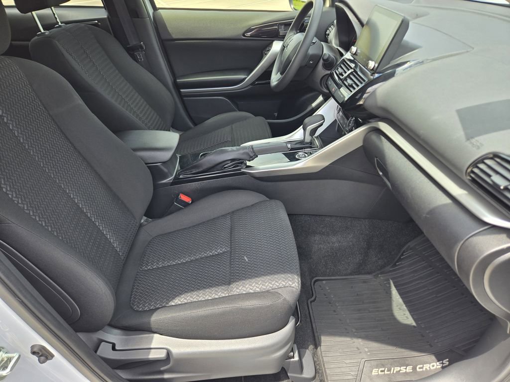 Used 2024 Mitsubishi Eclipse Cross LE AWD/4WD image 15