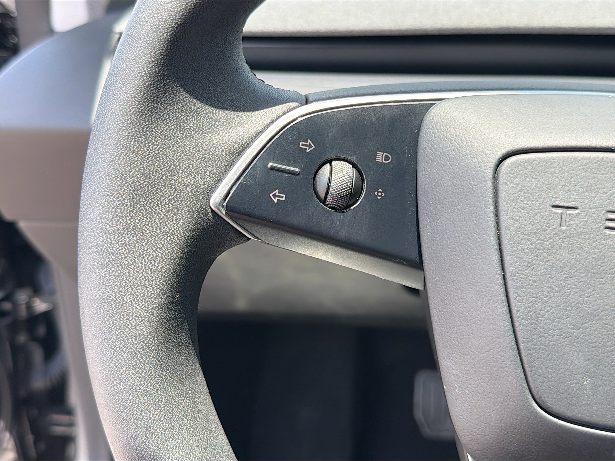 Used 2025 Tesla Model 3 Long Range RWD image 40