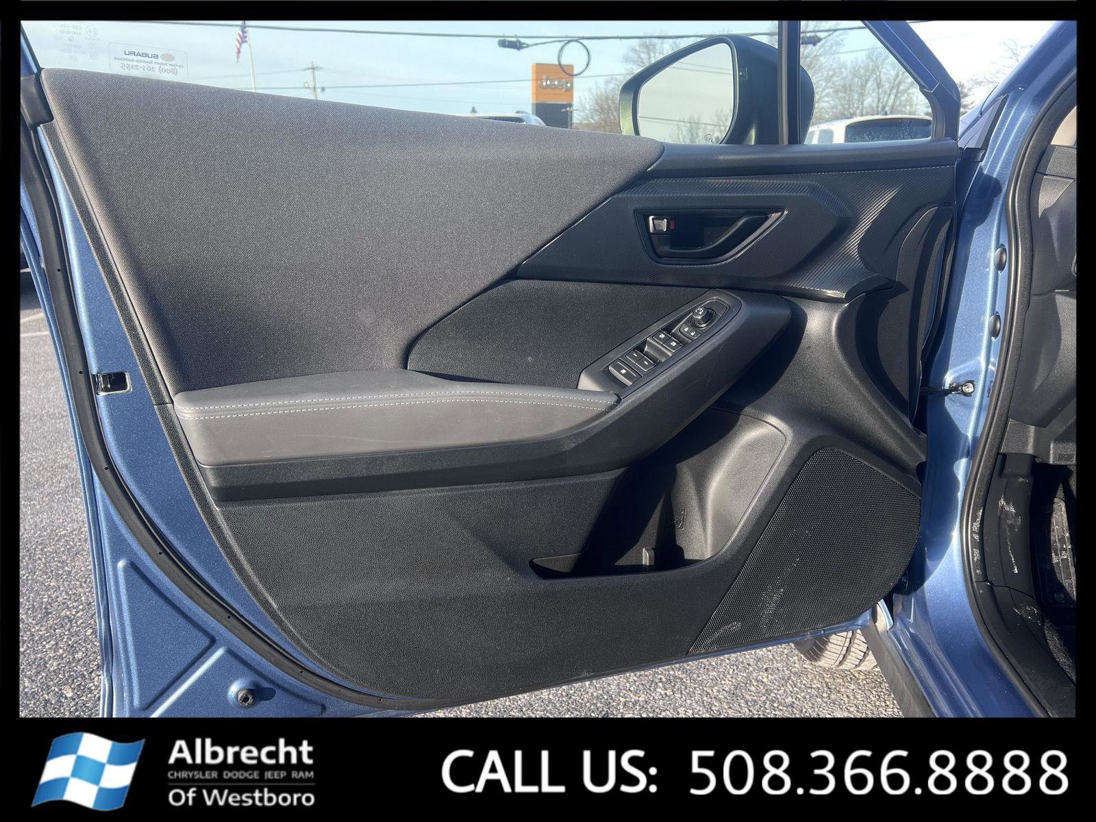 Used 2024 Subaru Crosstrek 2.0i Premium image 11