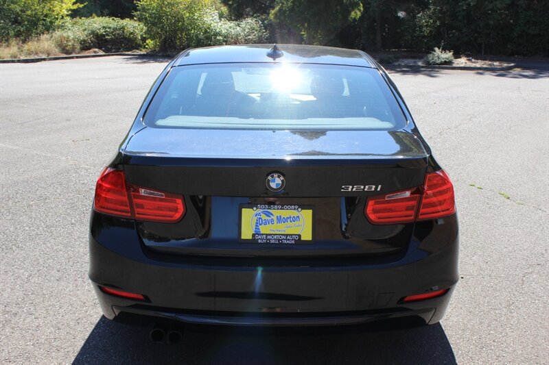Used 2013 BMW 328i Sedan RWD image 8