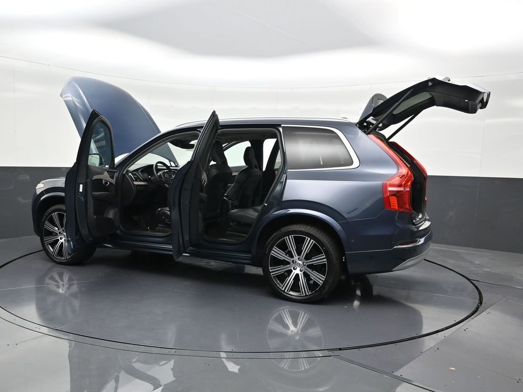 Certified 2022 Volvo XC90 T8 Inscription w/ Advanced Package image 37