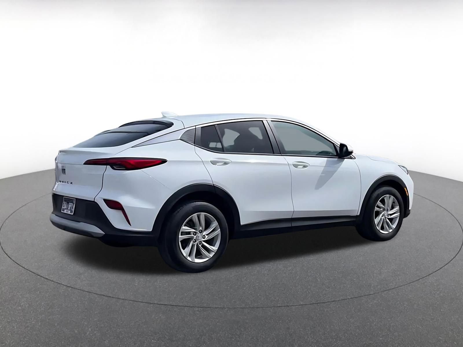 Used 2025 Buick Envista Preferred image 14