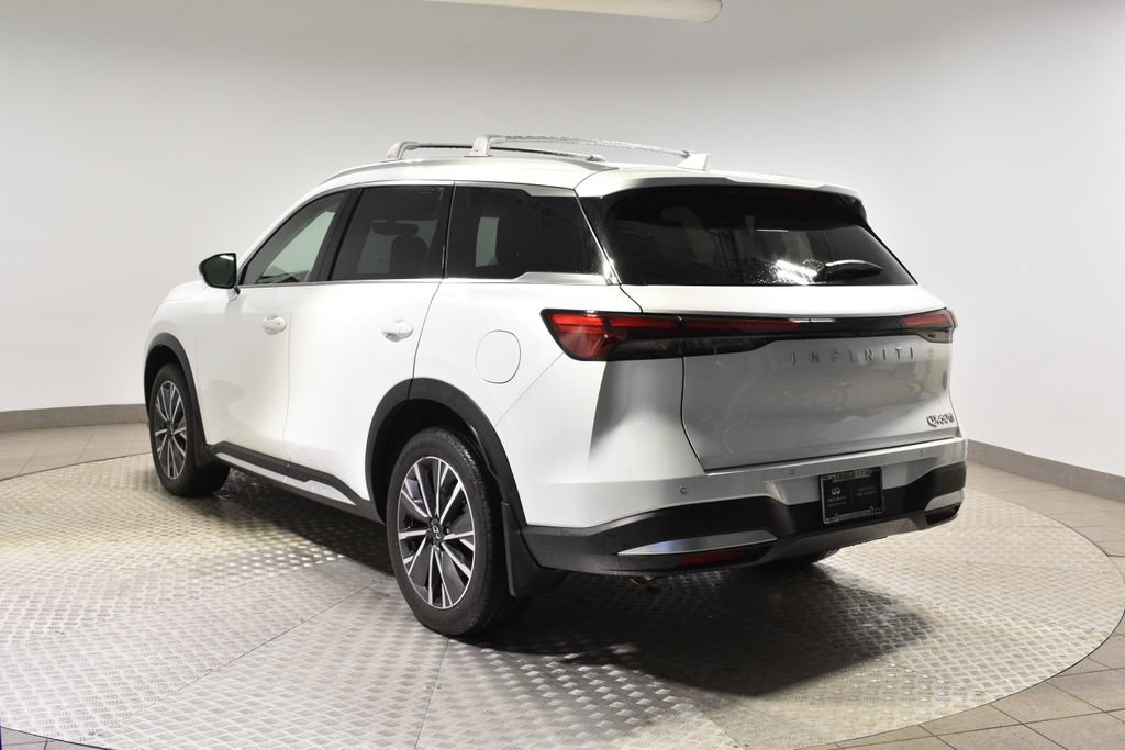 Certified 2026 INFINITI QX60 Luxe w/ Family Package AWD/4WD image 10