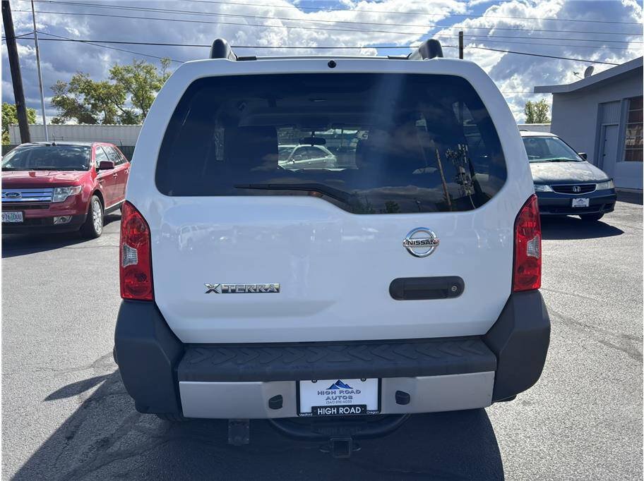 Used 2015 Nissan Xterra S w/ Value Package AWD/4WD image 4
