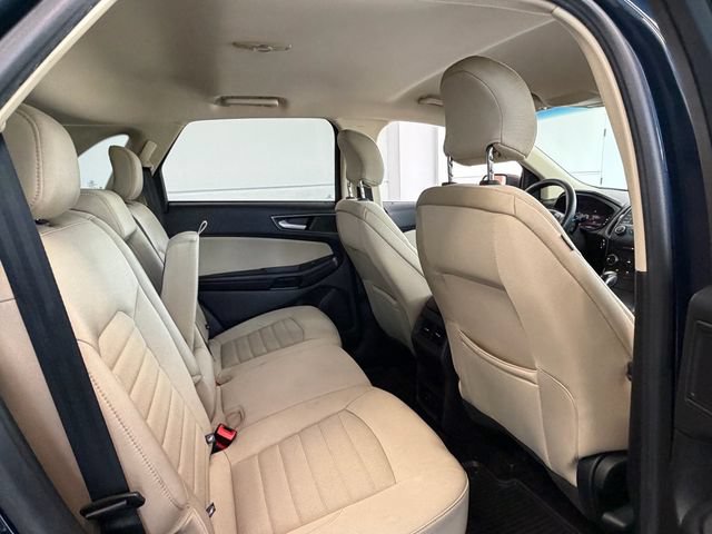 Used 2017 Ford Edge SE FWD image 14