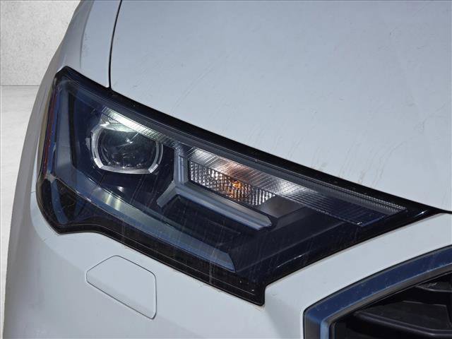 Used 2022 Audi Q7 3.0T Premium image 10