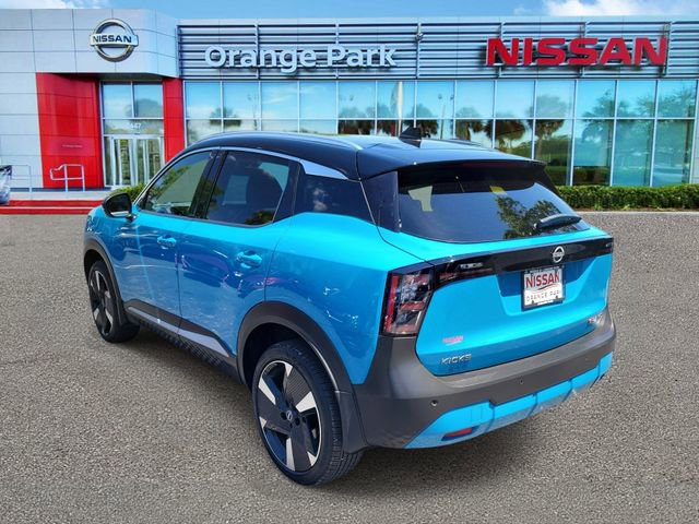 Used 2025 Nissan Kicks SR AWD/4WD image 3