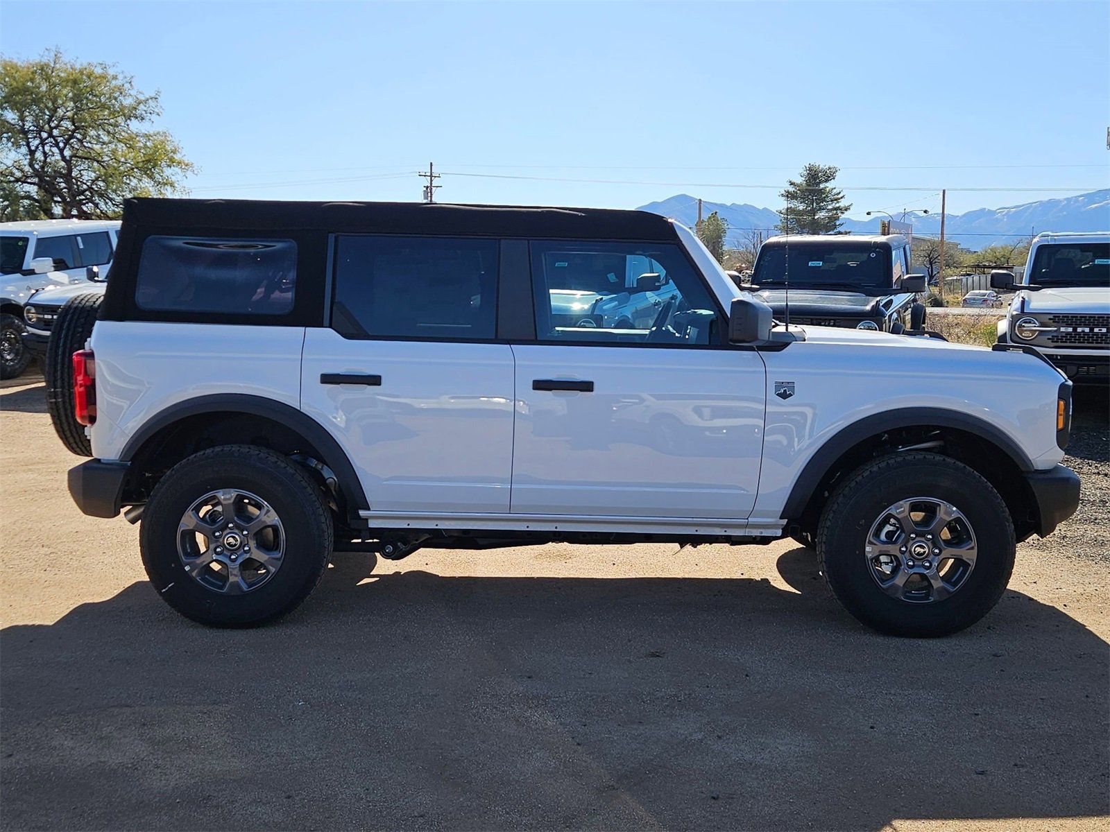 New 2025 Ford Bronco Big Bend image 4