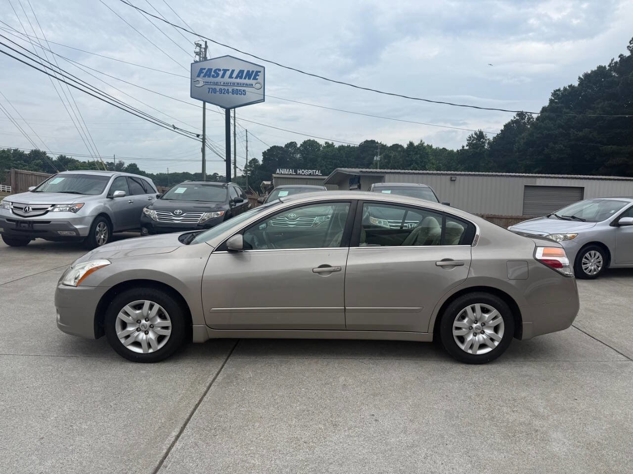 Used 2011 Nissan Altima 2.5 S FWD image 4