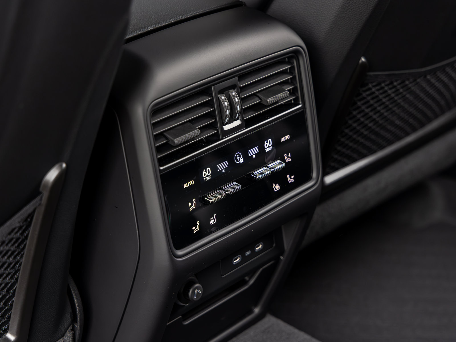 New 2026 Porsche Cayenne Coupe AWD/4WD image 27
