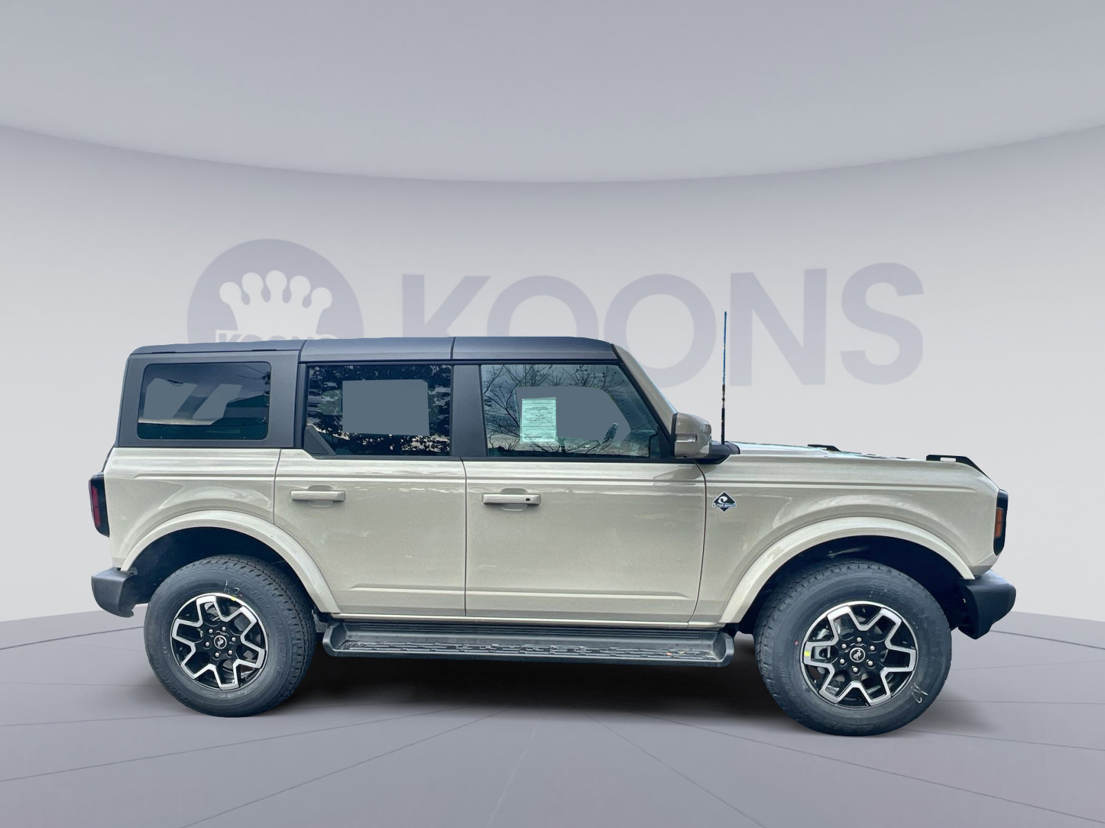 New 2025 Ford Bronco Outer Banks image 8