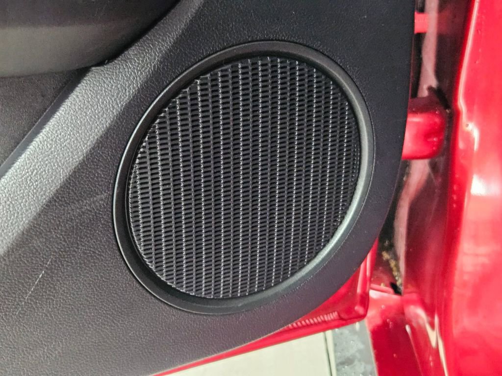 Used 2019 Ford Mustang GT RWD image 12