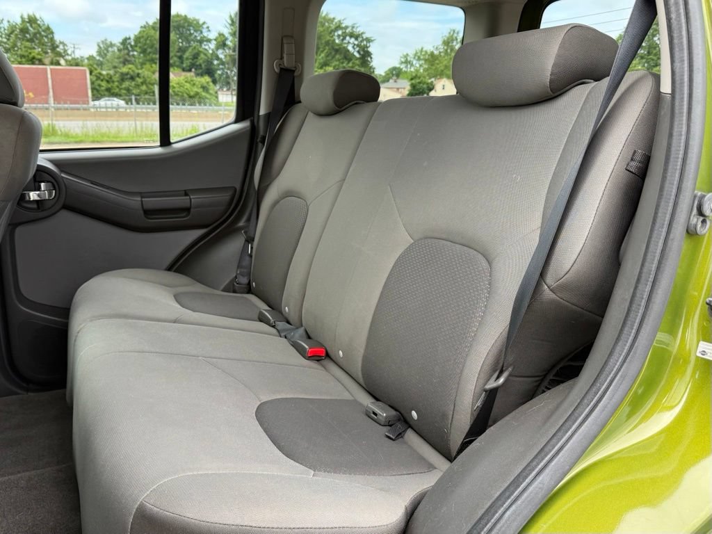 Used 2011 Nissan Xterra X AWD/4WD image 23