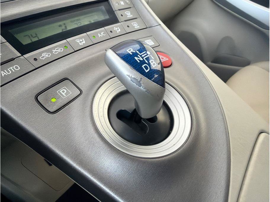 Used 2012 Toyota Prius Five FWD image 22