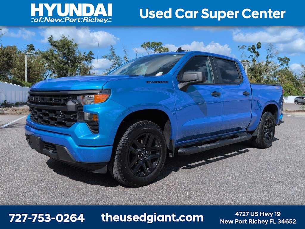 Used 2026 Chevrolet Silverado 1500 Custom w/ Turbomax Blackout Package AWD/4WD image 1
