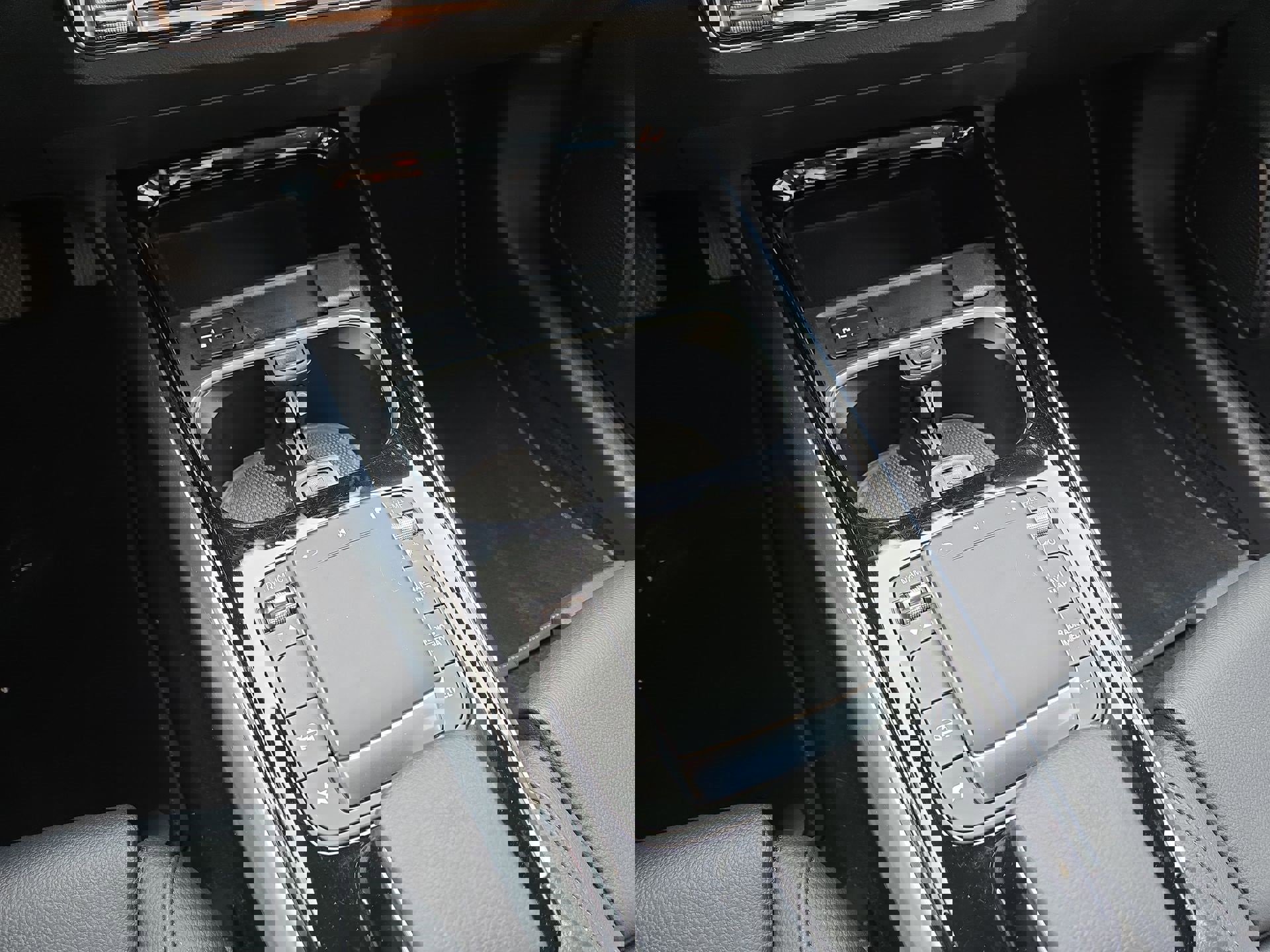 Used 2023 Mercedes-Benz GLA 250 4MATIC image 22