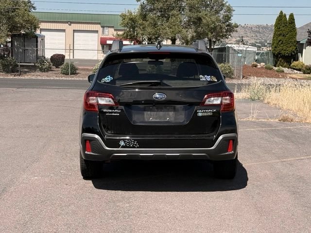 Used 2018 Subaru Outback 2.5i Premium AWD/4WD image 5