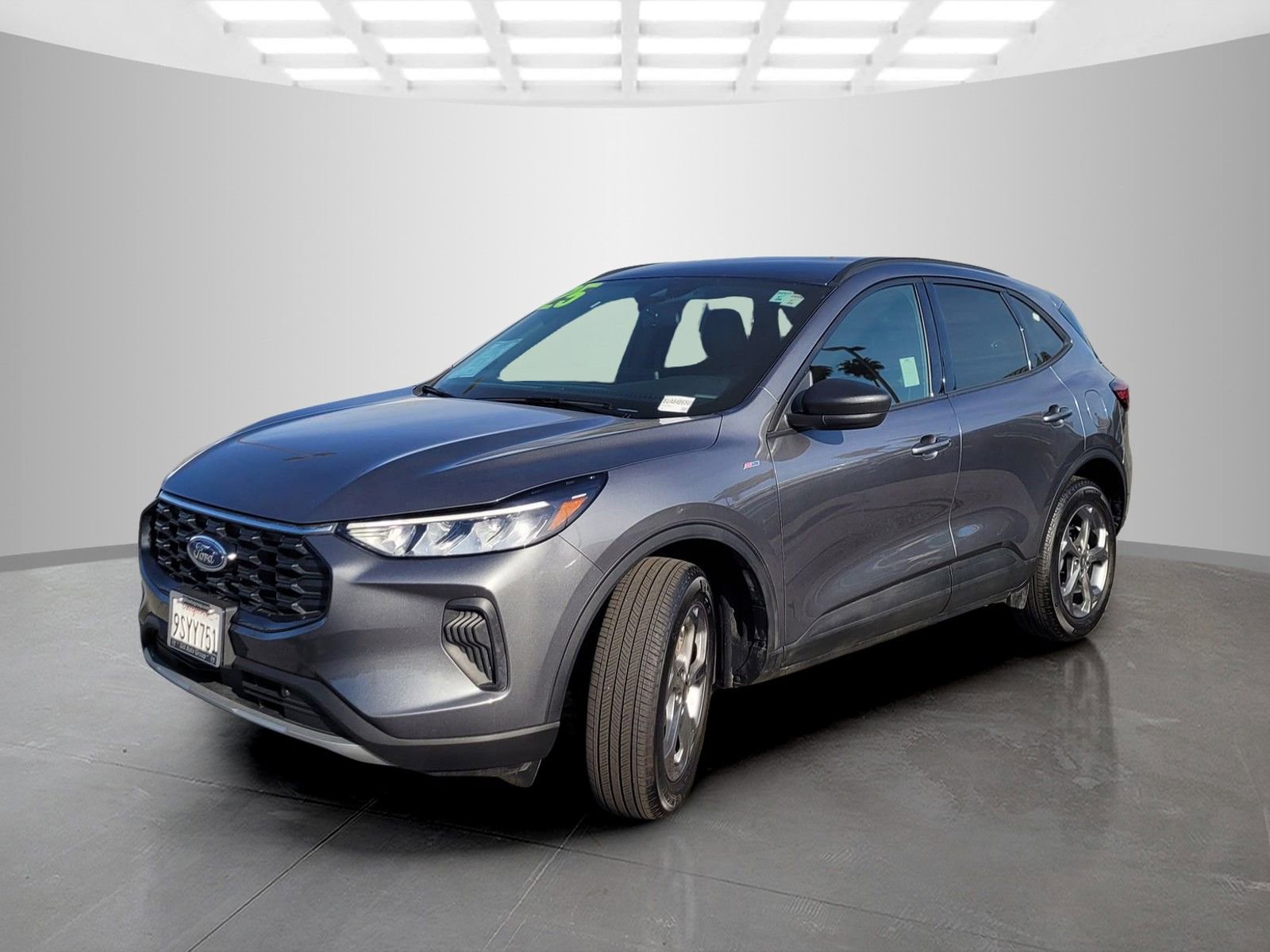 Used 2025 Ford Escape ST-Line image 7