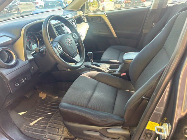 Used 2015 Toyota RAV4 LE AWD/4WD image 11