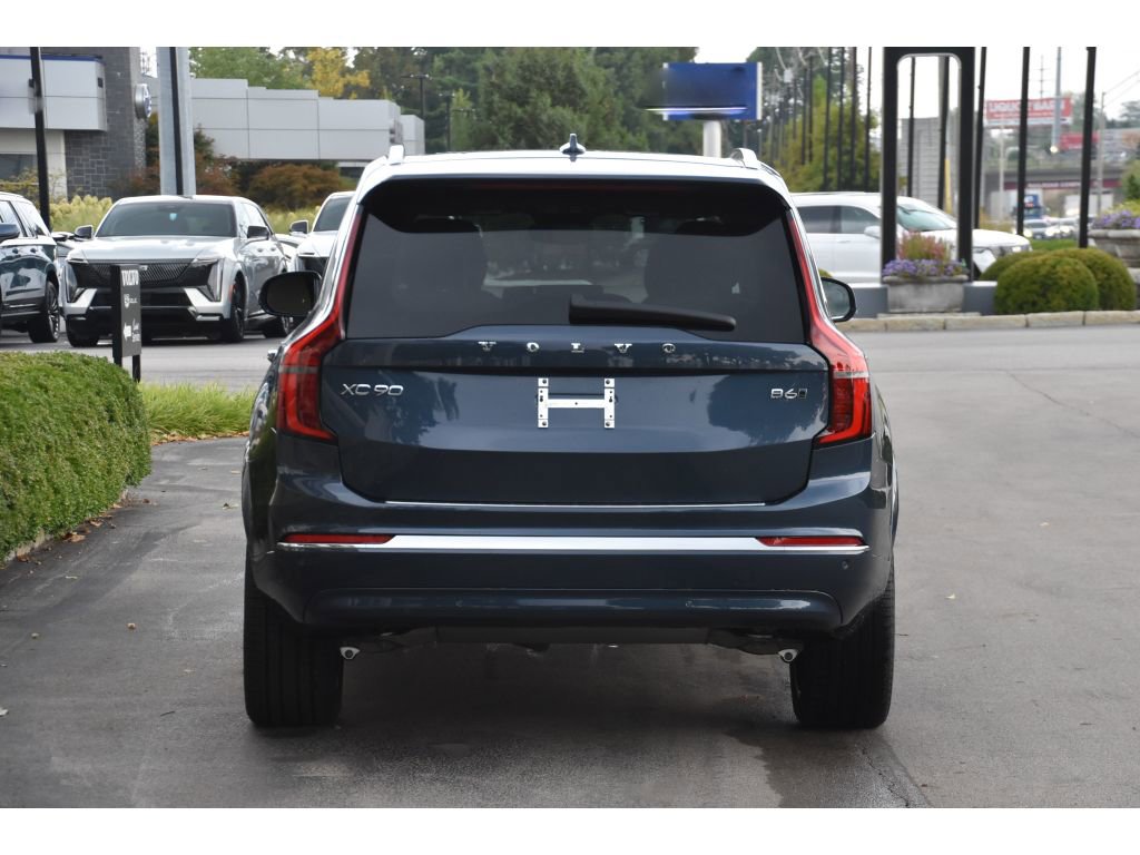 New 2026 Volvo XC90 B6 Plus w/ Protection Package Premier image 4