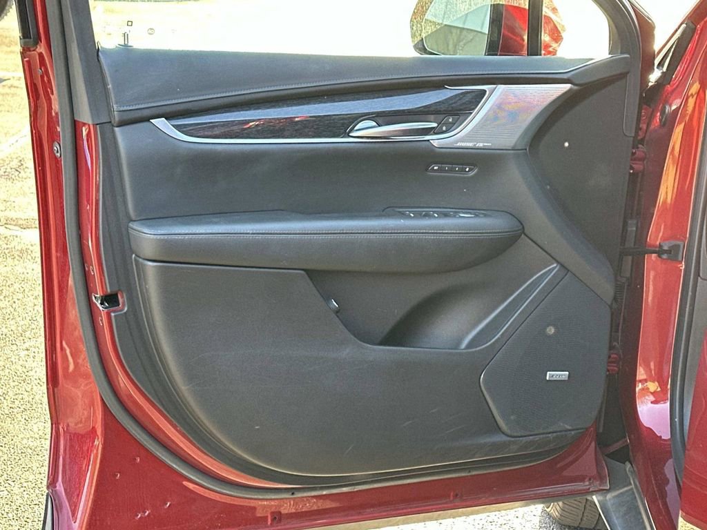 Used 2023 Cadillac XT5 Premium Luxury image 22