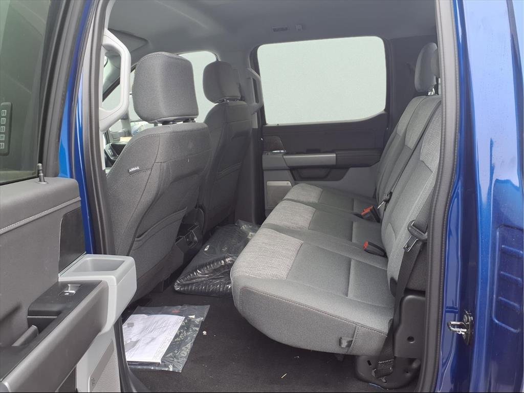 New 2026 Ford F250 XLT w/ XLT Premium Package image 19