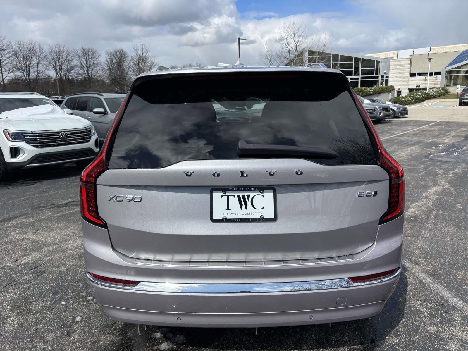 New 2026 Volvo XC90 B5 Core w/ Protection Package Premier AWD/4WD image 6
