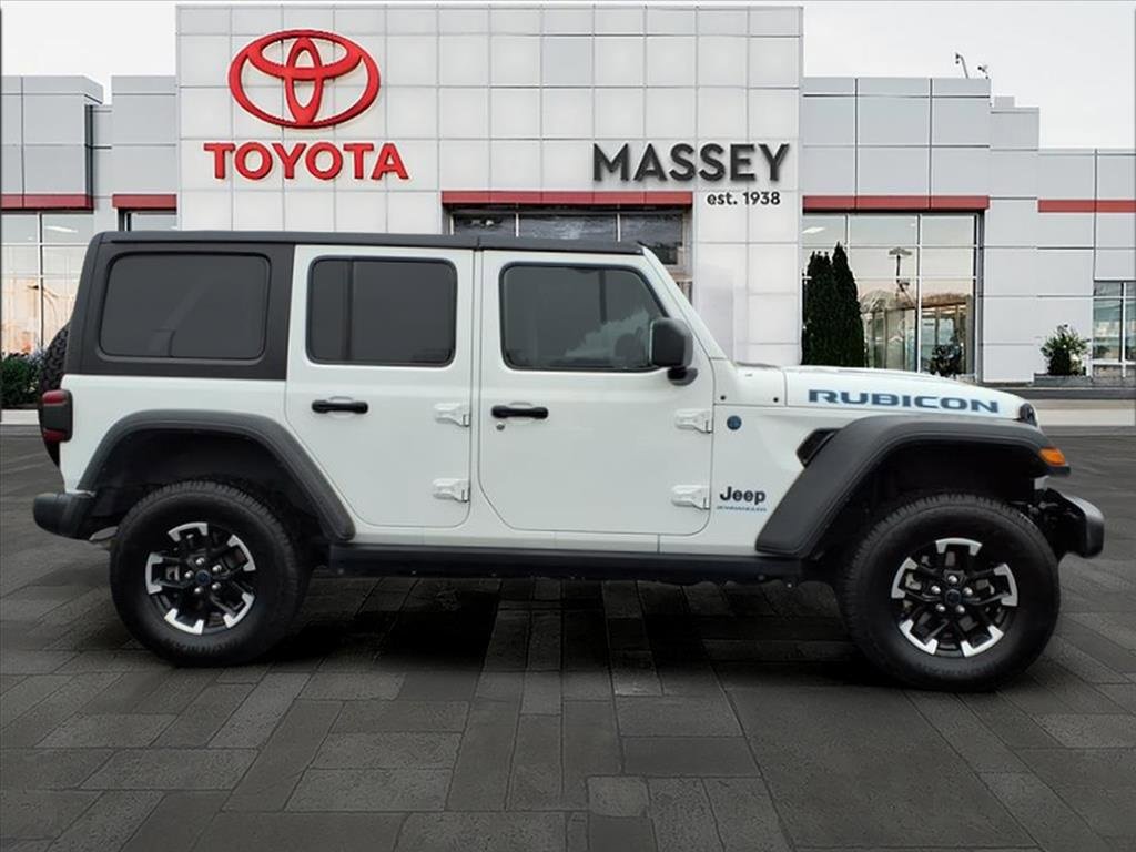 Used 2024 Jeep Wrangler Unlimited Rubicon 4xe image 2