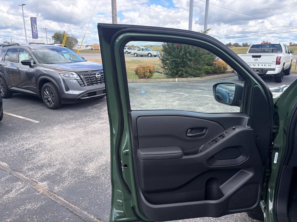 New 2027 Nissan Frontier SV w/ Tow Package AWD/4WD image 20