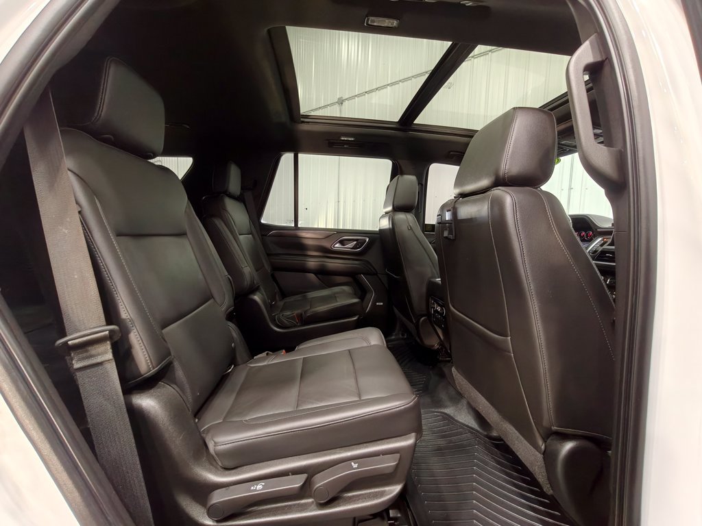 Used 2021 Chevrolet Tahoe Z71 w/ Z71 Signature Package AWD/4WD image 28