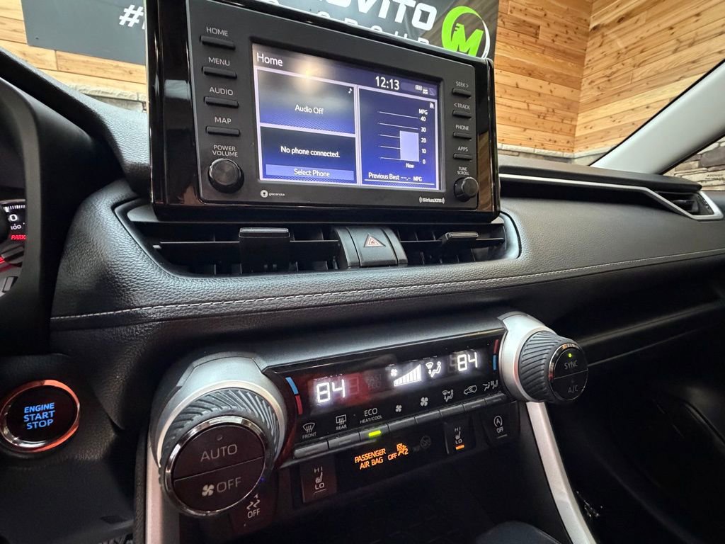 Used 2022 Toyota RAV4 XLE w/ Convenience Package image 18