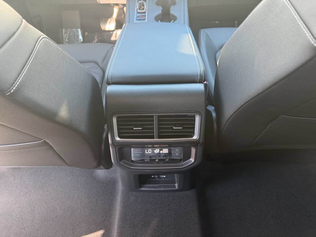 New 2026 Volkswagen Atlas SE FWD image 26