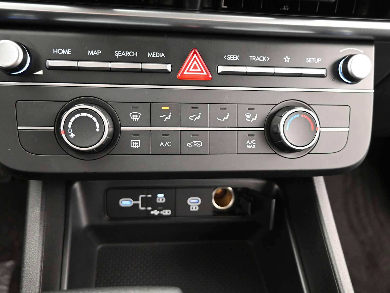 New 2026 Hyundai Tucson SE image 19