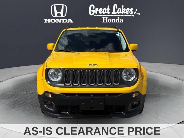 Used 2016 Jeep Renegade Latitude w/ Cold Weather Group FWD image 8