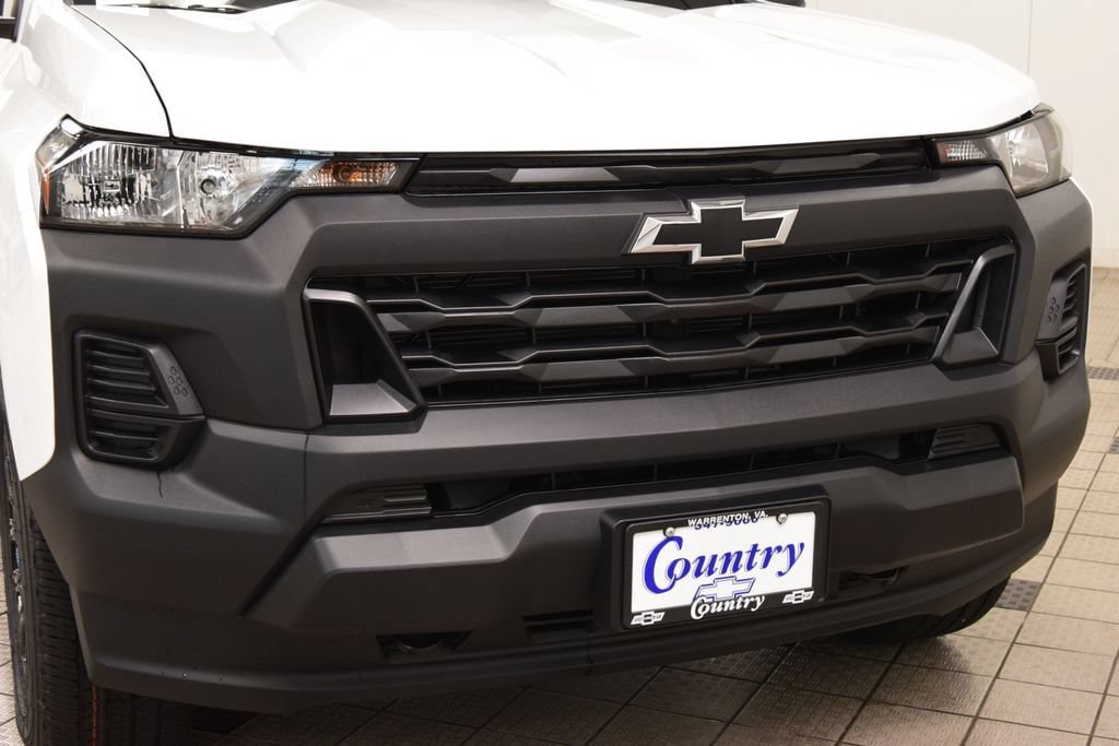 New 2026 Chevrolet Colorado W/T w/ WT Custom Package AWD/4WD image 13