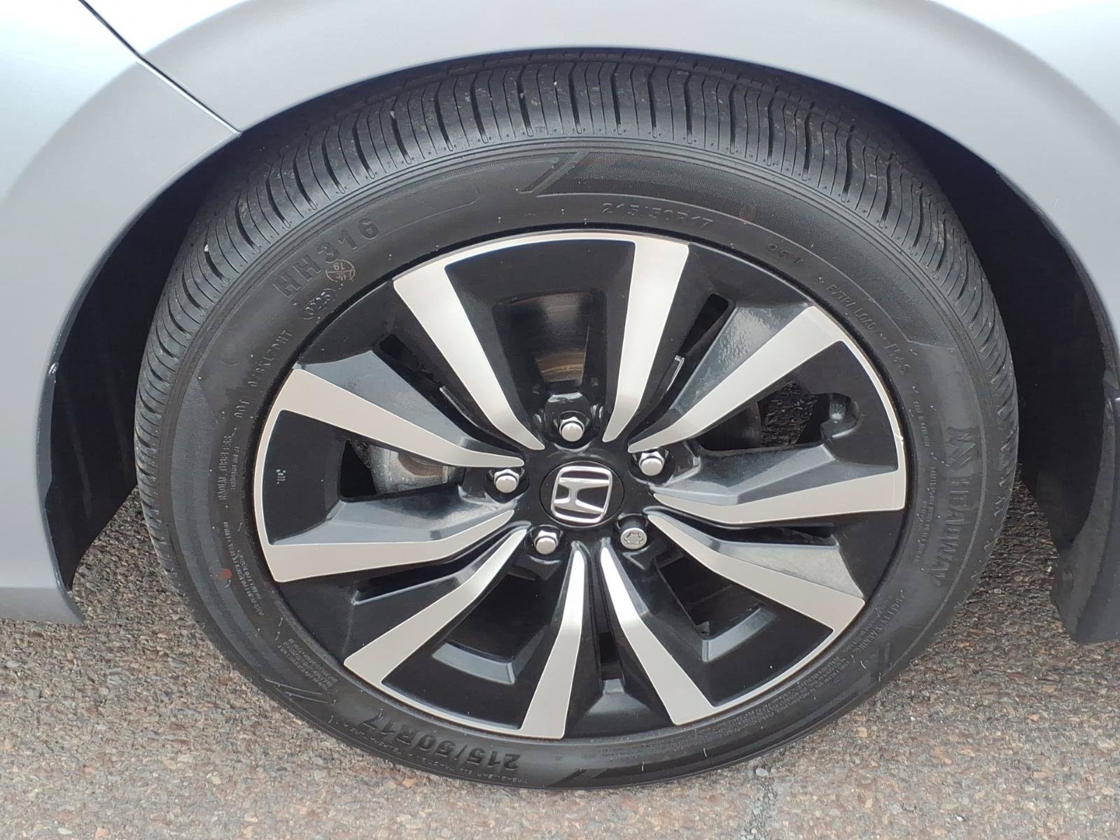 Used 2023 Honda Civic EX image 10