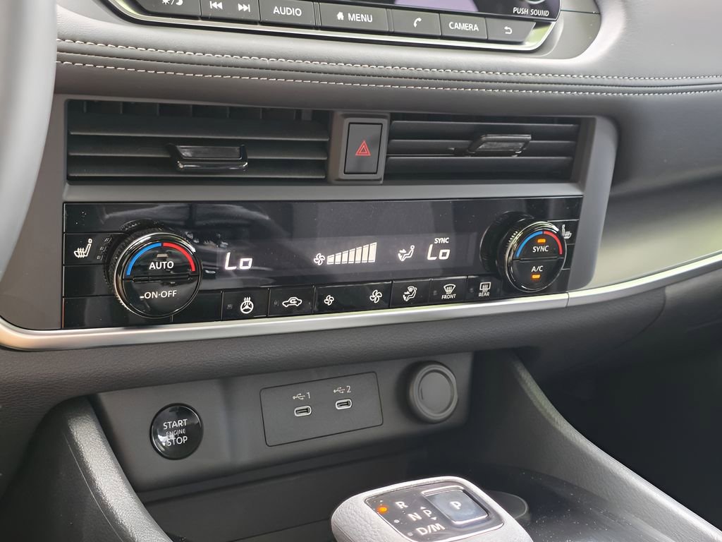 New 2026 Nissan Rogue SV w/ Cold Weather Package AWD/4WD image 24