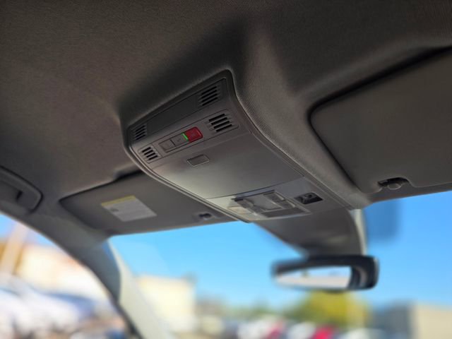 Used 2024 Volkswagen Tiguan Wolfsburg Edition image 12