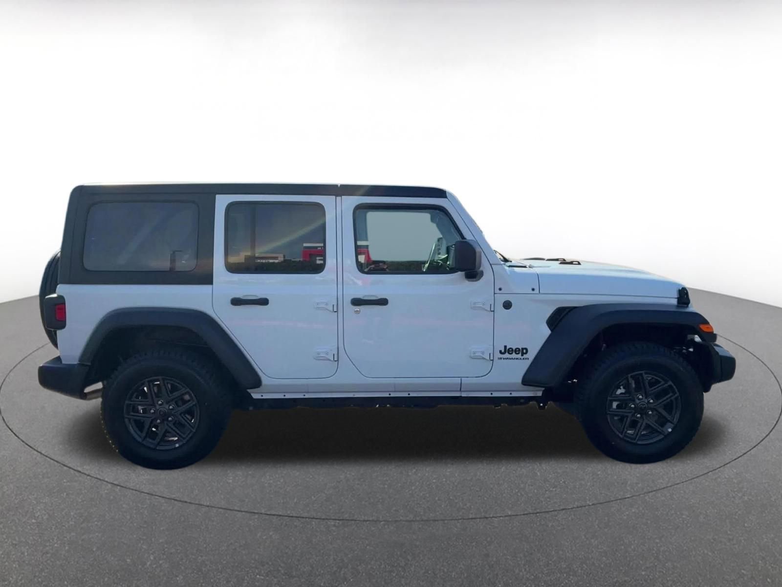 Used 2025 Jeep Wrangler Sport S image 16