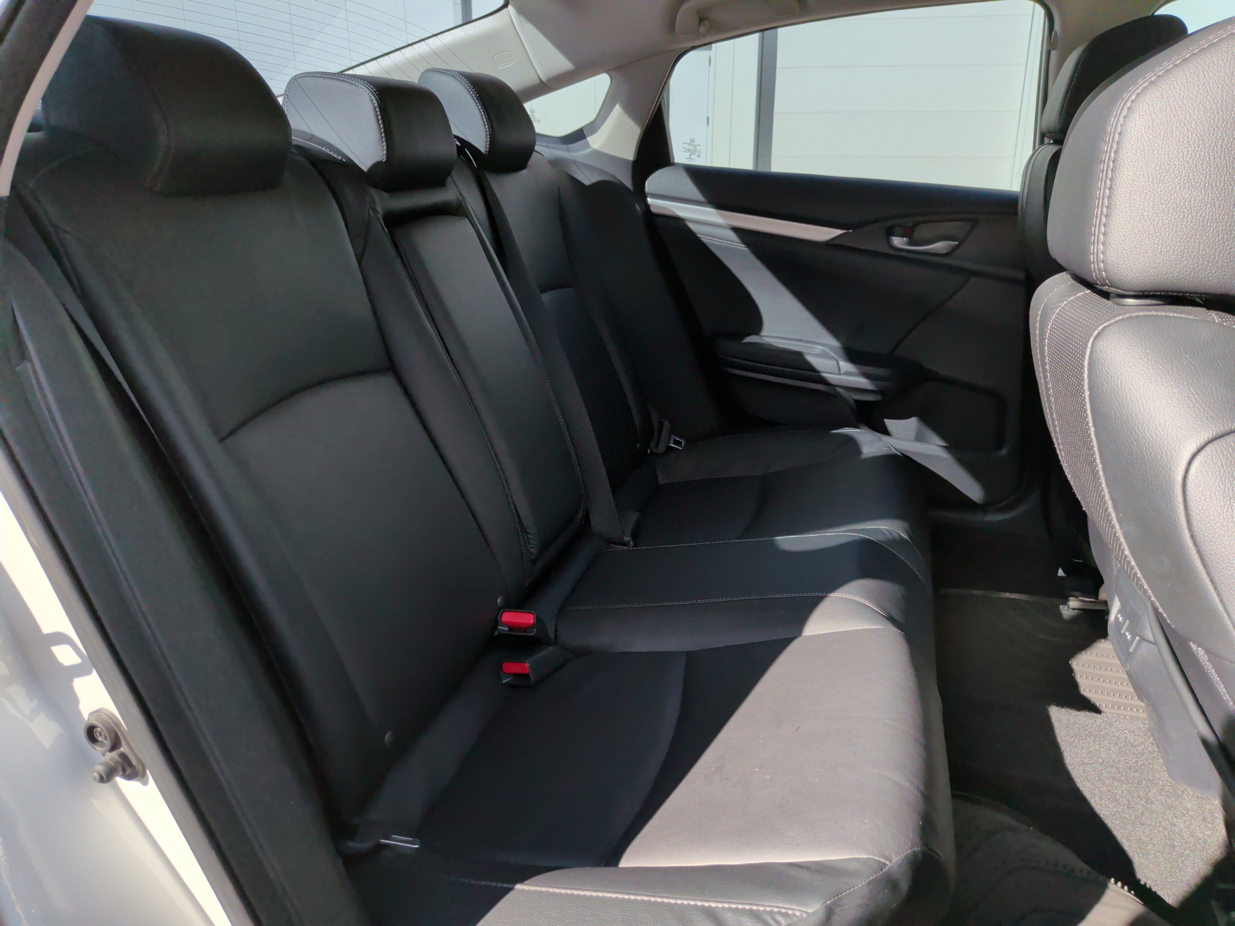 Used 2016 Honda Civic Touring image 33