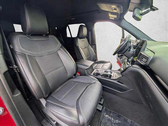 Used 2023 Ford Explorer ST w/ Equipment Group 401A AWD/4WD image 25